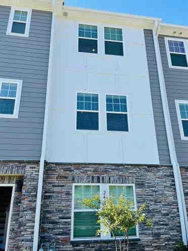 4 BR in Charlotte
