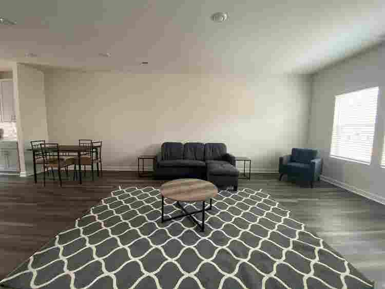 4 BR in Charlotte