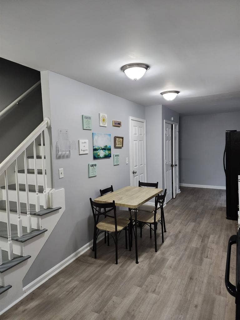 6 BR in Atlanta