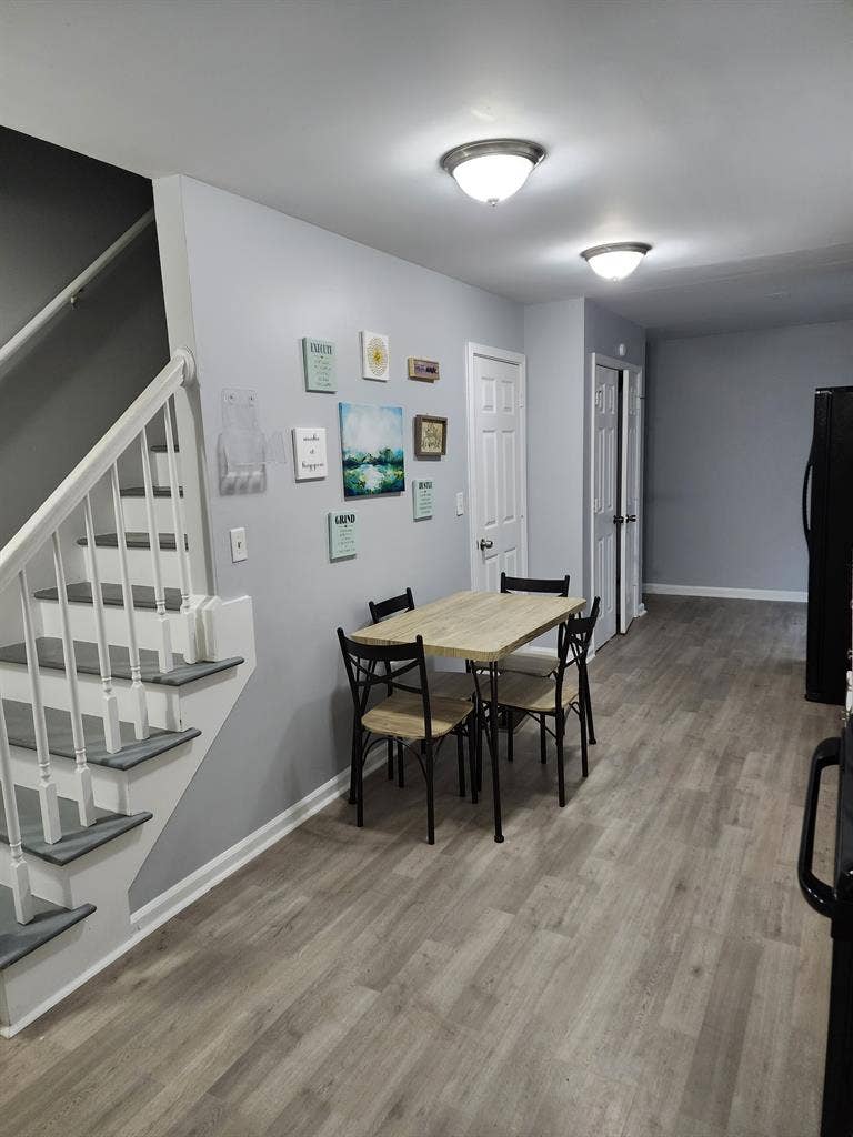 6 BR in Atlanta