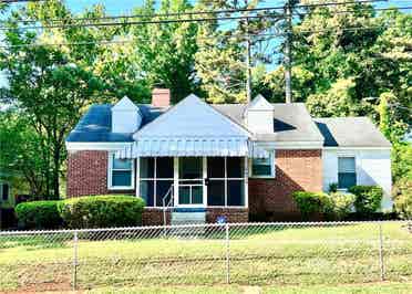 3 BR in Charlotte