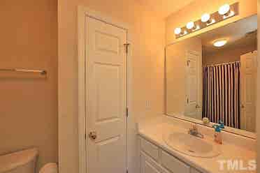 4 BR in Durham
