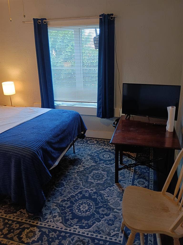 Nice room for rent