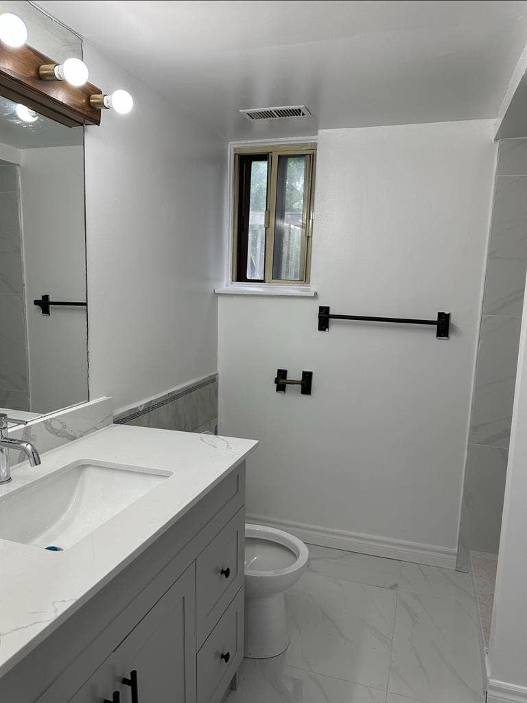 Private room hall for rent
