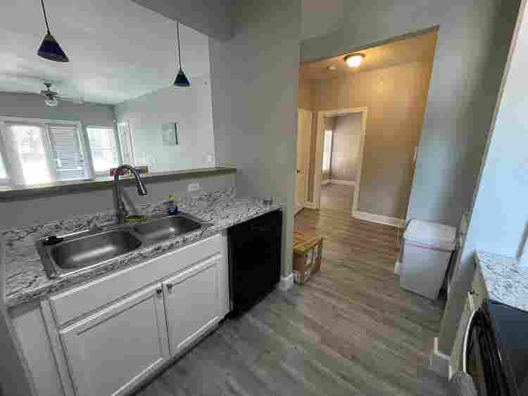 4 BR in Austin