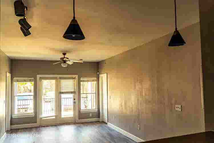 4 BR in Austin