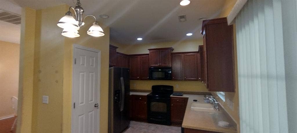 4 BR in Durham