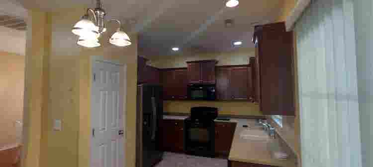 4 BR in Durham