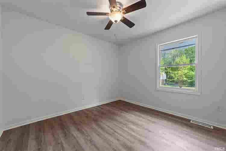 6 BR in Garner