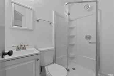 6 BR in Garner