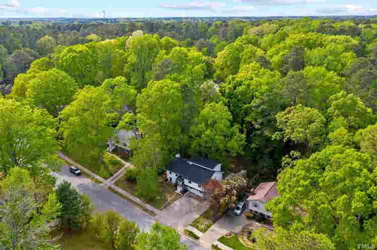 6 BR in Garner