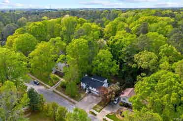 6 BR in Garner