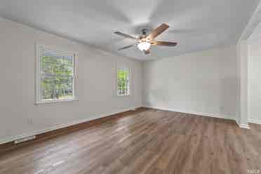 6 BR in Garner