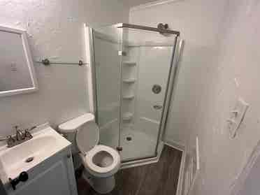 6 BR in Garner