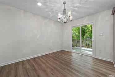 6 BR in Garner
