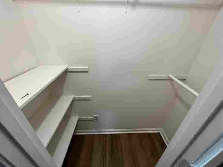 6 BR in Garner