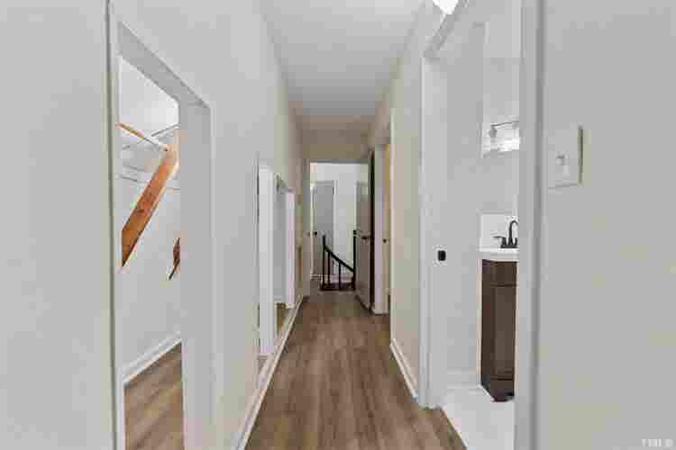 6 BR in Garner