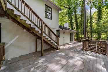 6 BR in Garner
