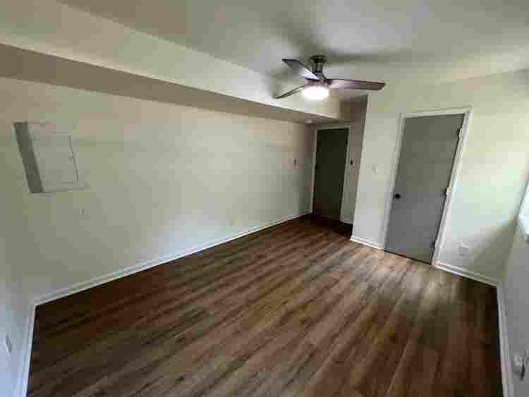 6 BR in Garner