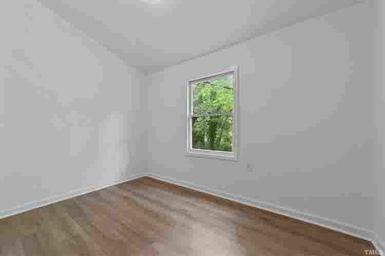 6 BR in Garner