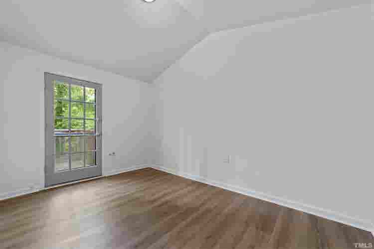 6 BR in Garner
