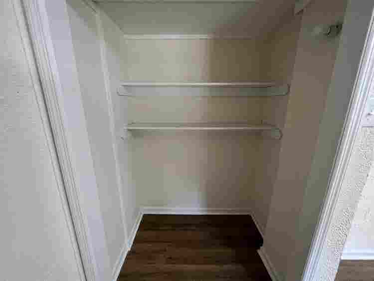 6 BR in Garner