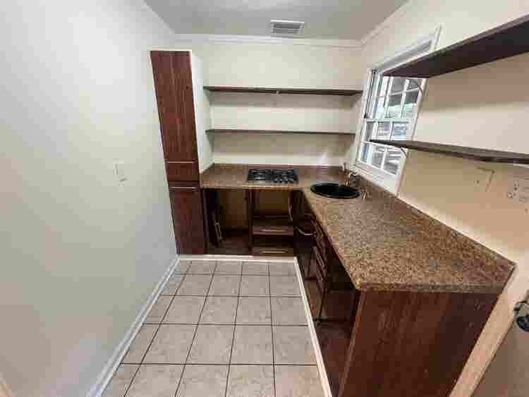 6 BR in Garner