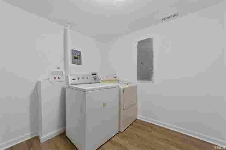 6 BR in Garner