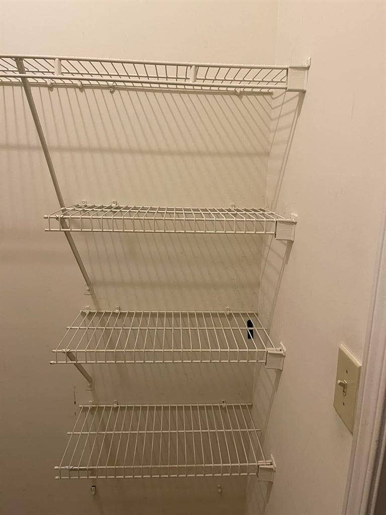 Looking for roommate now