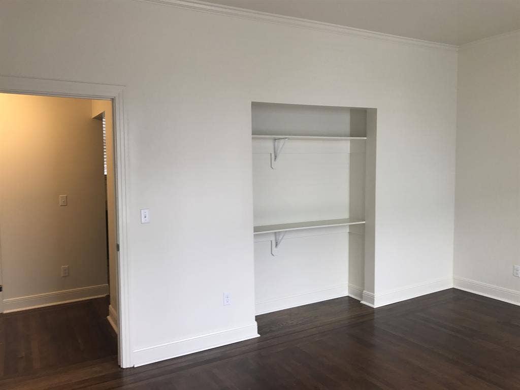 Big Room in a Beautiful Flat