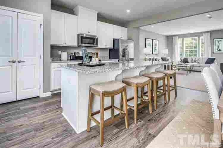 4 BR in Raleigh