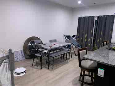 4 BR in Raleigh