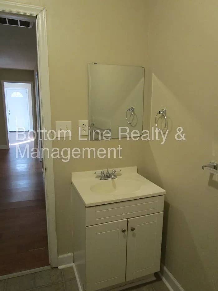 3 BR in Charlotte