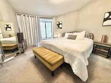 Looking for a  roommate