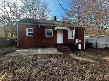 3 BR in Charlotte