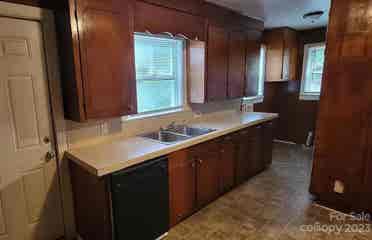 3 BR in Charlotte