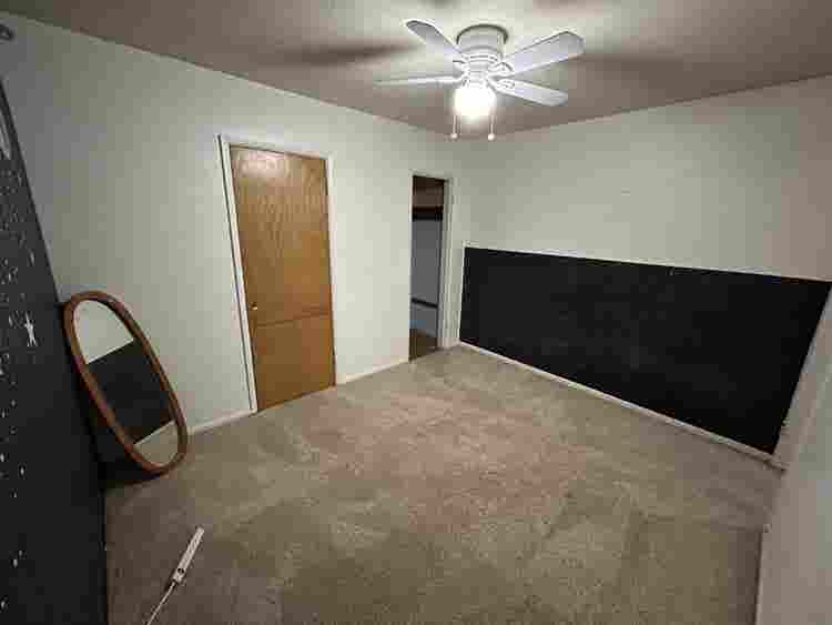 One room for rent in my house