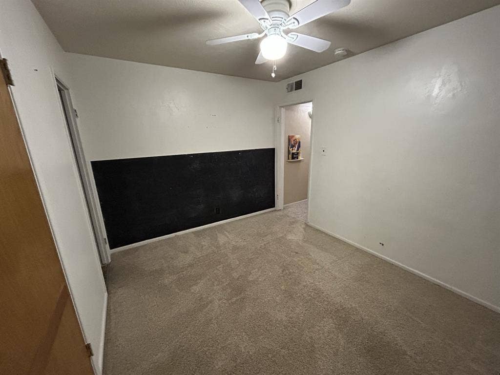One room for rent in my house