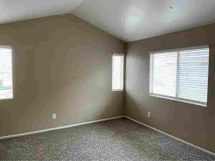SINGLE FAMILY HOUSE