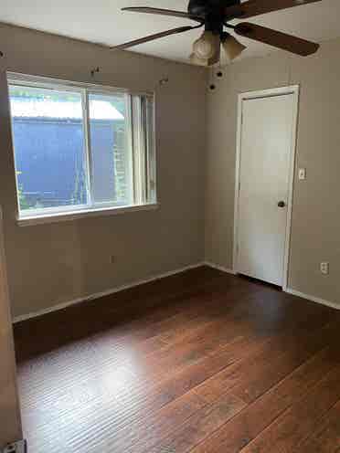 Looking for 1 roomate in Frisco!