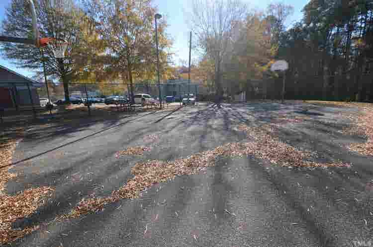 4 BR in Raleigh