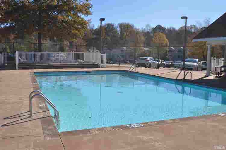 4 BR in Raleigh