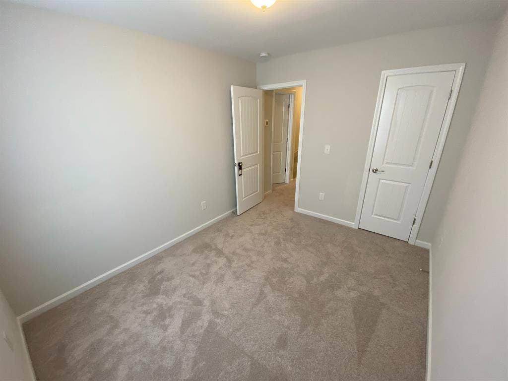 3 BR in Raleigh