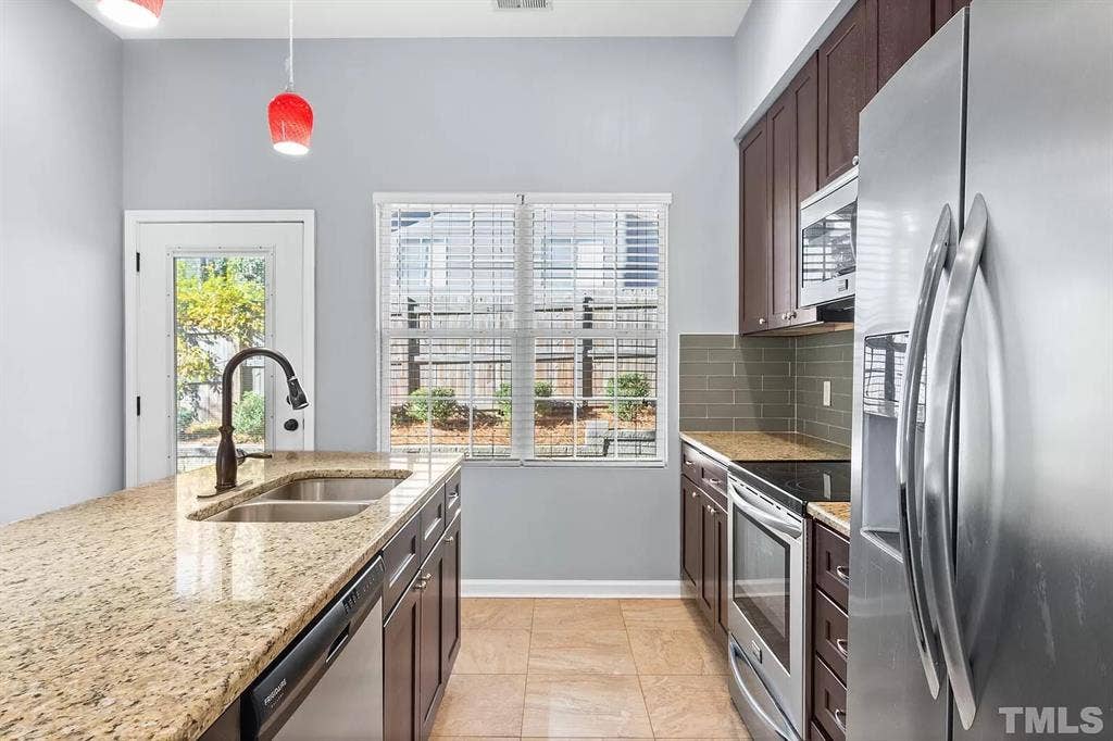 4 BR in Raleigh