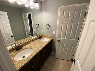 4 BR in Raleigh