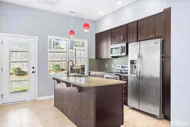 4 BR in Raleigh