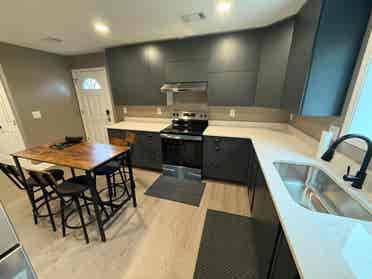 6 BR in Alpharetta