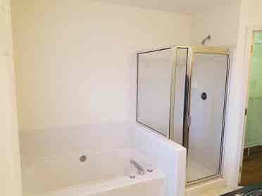 4 BR in Charlotte