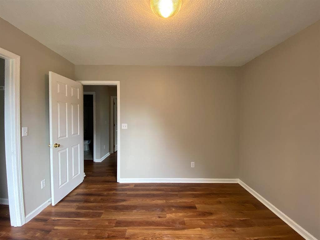 4 BR in Charlotte