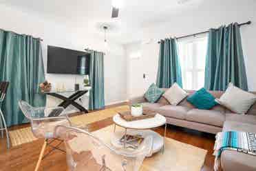 4 BR in Atlanta
